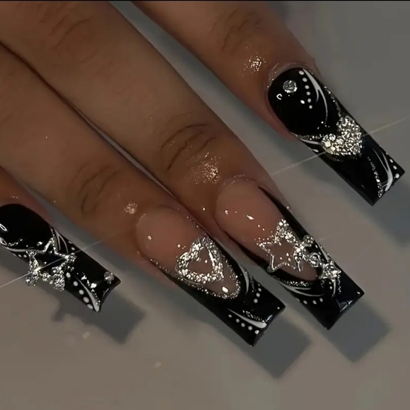 24 Pieces Fake press on nails - Picture 1 of 7
